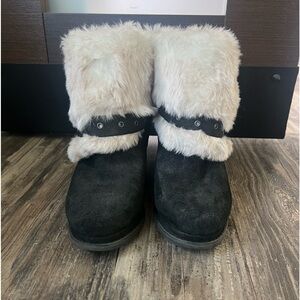 CAT black and faux fur wedge boot